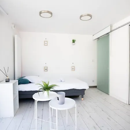 Discreet & Luxurious - Lille 빌라 *